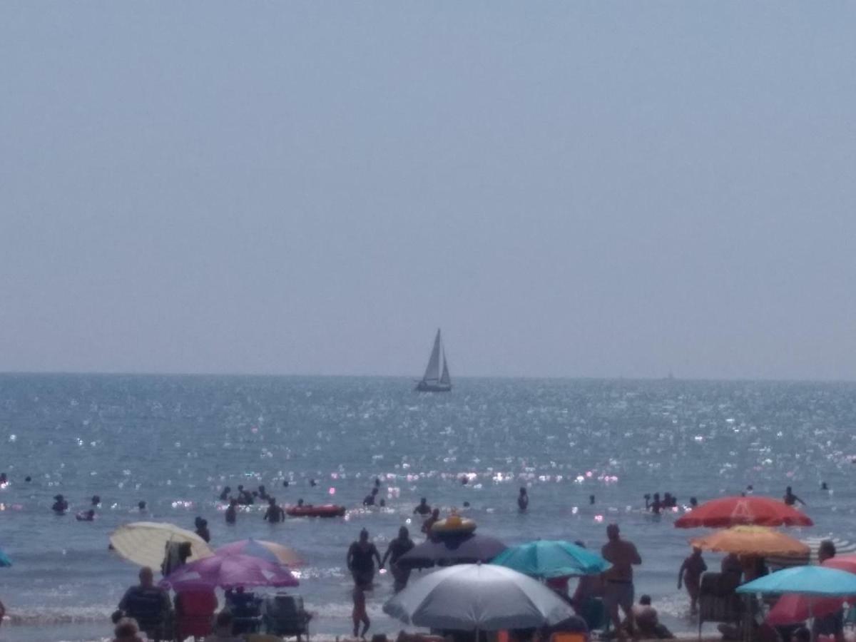 En * Port Saplaya